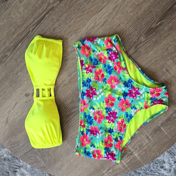 Other - Two piece neon bikini